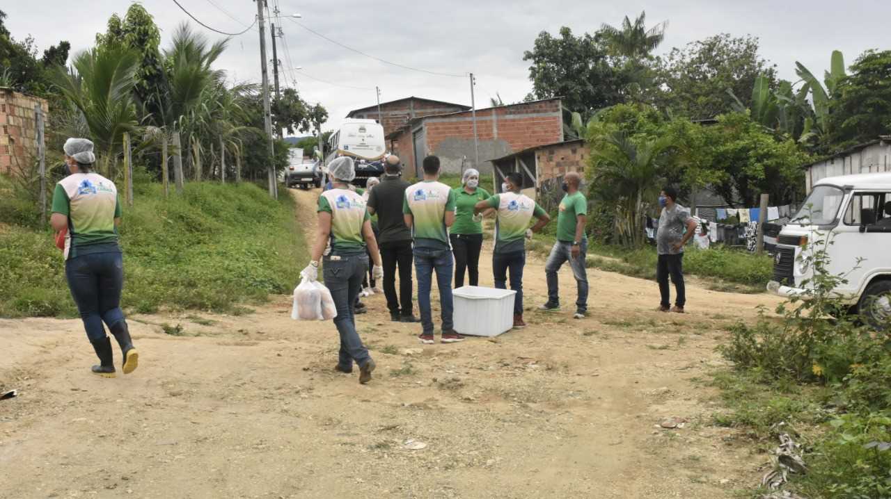 Camacã: Doações de alimentos e máscaras ajudam afetados pela pandemia em Leoventura